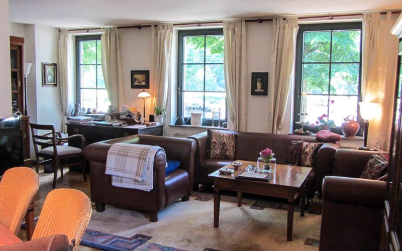 Haus mieten in Krefeld Linn - Wohnzimmer