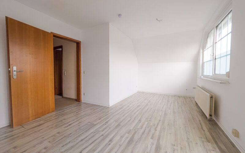 Zimmer 2 OG